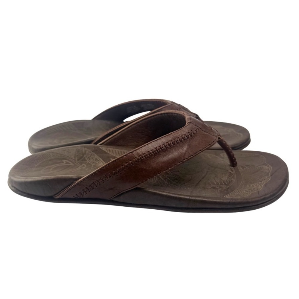 OluKai Hiapo Leather Beach Sandals - Men's Size 10 - Rum/Dark Wood